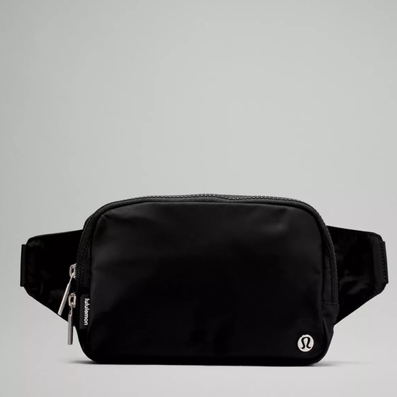 LULULEMON Everywhere Belt Bag Large | Black 2L - Picture 1 of 15